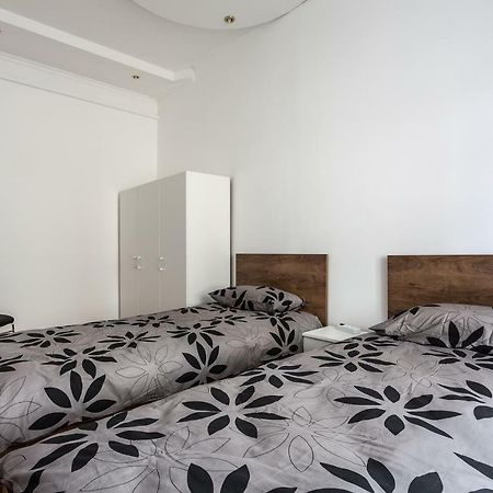 Modern Apartment In Lviv Historic Centre Exterior foto